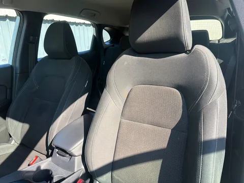 FY72VPG Nissan Qashqai 1.3 DiG-T MH 158 Acenta Premium 5dr Thumbnail #17