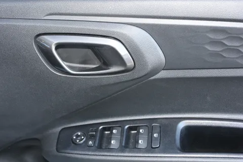 DG25CJY Hyundai i10 1.0 [63] Premium 5dr [Nav] Thumbnail #15