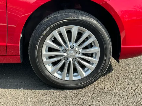 DC22HUY Mg Motor Uk Mg5 115kW Exclusive EV 61kWh 5dr Auto Thumbnail #6