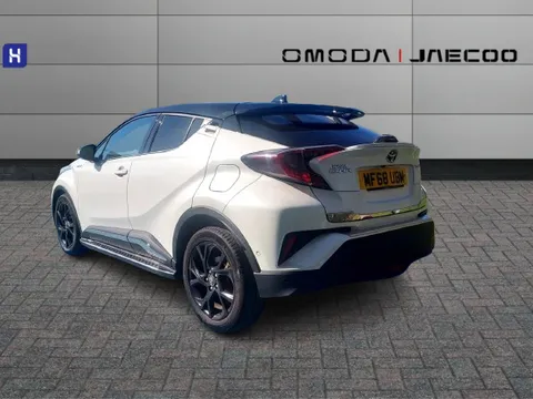 MF68UBM Toyota C-HR 1.8 Hybrid Dynamic 5dr CVT Thumbnail #8
