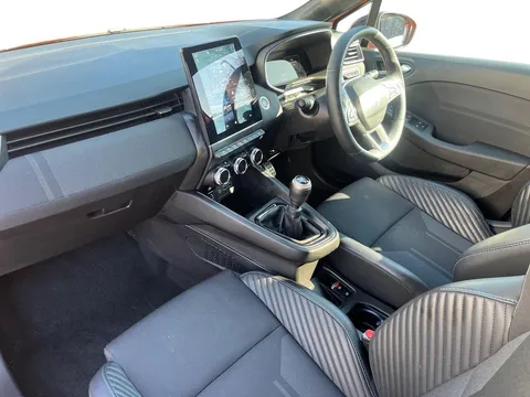 HN25PNX Renault Clio 1.0 TCe 90 Esprit Alpine 5dr Thumbnail #5