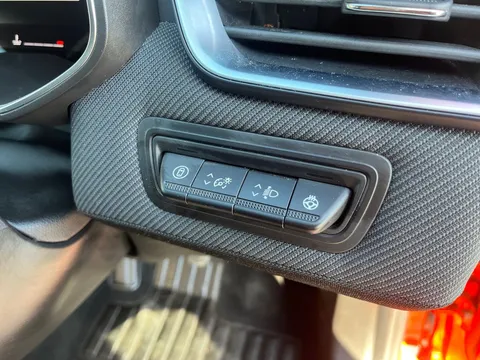 HN25PNX Renault Clio 1.0 TCe 90 Esprit Alpine 5dr Thumbnail #16