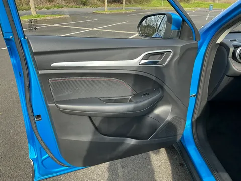 DE73YDK Mg Motor Uk Zs 1.5 VTi-TECH Exclusive 5dr Thumbnail #42