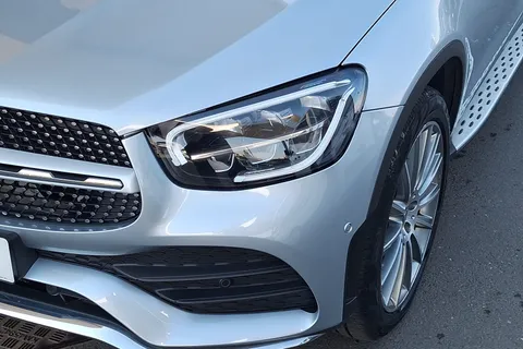 KR71AWY Mercedes-Benz GLC GLC 220d 4Matic AMG Line Premium 5dr 9G-Tronic Thumbnail #15