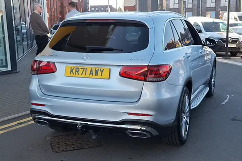 KR71AWY Mercedes-Benz GLC GLC 220d 4Matic AMG Line Premium 5dr 9G-Tronic Thumbnail #30
