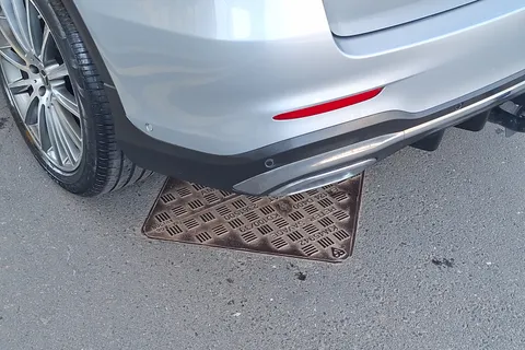 KR71AWY Mercedes-Benz GLC GLC 220d 4Matic AMG Line Premium 5dr 9G-Tronic Thumbnail #34