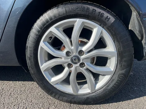 30 of 32 for Renault Clio 0.9 TCE 90 Dynamique Nav 5dr