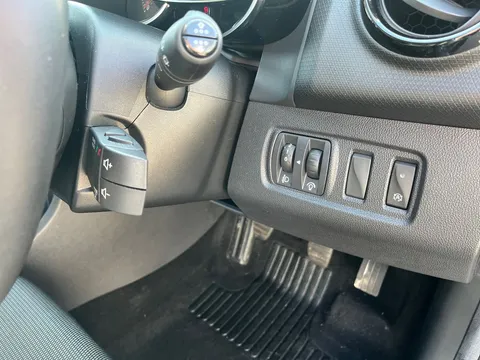 17 of 32 for Renault Clio 0.9 TCE 90 Dynamique Nav 5dr