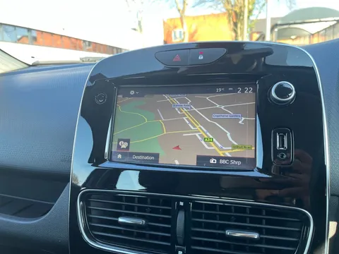 9 of 32 for Renault Clio 0.9 TCE 90 Dynamique Nav 5dr