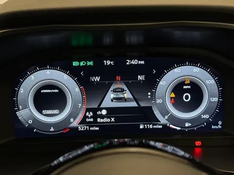 OW25BAV Nissan Qashqai 1.3 DiG-T MH N-Connecta [Glass Roof] 5dr Thumbnail #29