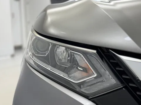 DP70RFY Nissan Qashqai 1.7 dCi N-Connecta 5dr [Glass Roof Pack] Thumbnail #35