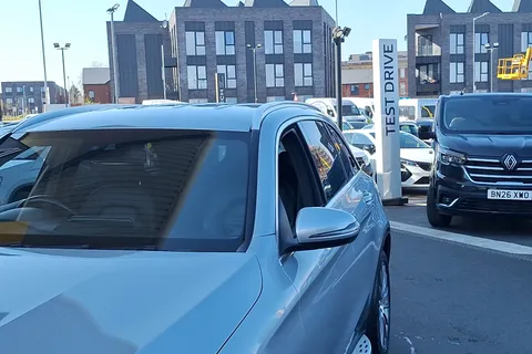 KR71AWY Mercedes-Benz GLC GLC 220d 4Matic AMG Line Premium 5dr 9G-Tronic Thumbnail #26