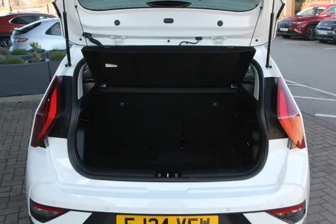 EJ24VFW Hyundai Bayon 1.0 TGDi Advance 5dr Thumbnail #14