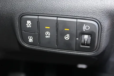 MD75NKC Hyundai i20 1.0T GDi Premium 5dr Thumbnail #17