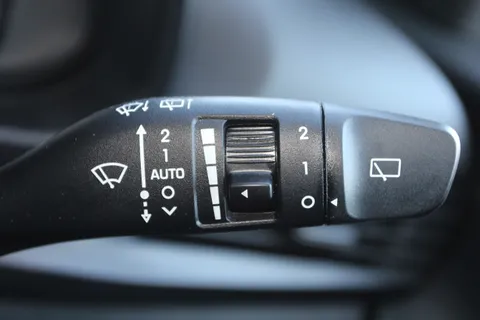 MD75NKC Hyundai i20 1.0T GDi Premium 5dr Thumbnail #22