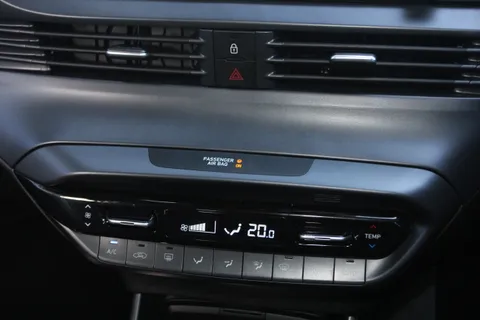 MD75NKC Hyundai i20 1.0T GDi Premium 5dr Thumbnail #26