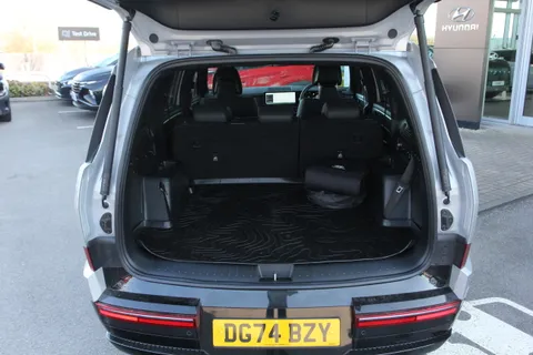 DG74BZY Hyundai Santa Fe 1.6 TGDi Plug-in Hybrid Calligraphy 5dr 4WD Auto Thumbnail #8