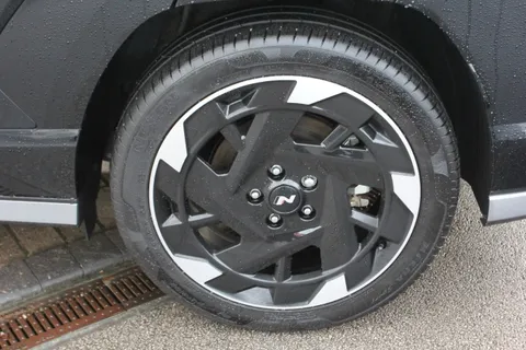 EK74JUY Hyundai Kona 160kW N Line S 65kWh 5dr Auto Thumbnail #8