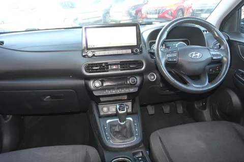 EN21WKV Hyundai Kona 1.0 TGDi 48V MHEV Premium 5dr Thumbnail #13