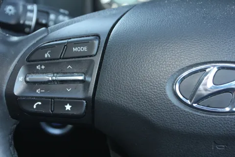 EN21WKV Hyundai Kona 1.0 TGDi 48V MHEV Premium 5dr Thumbnail #18