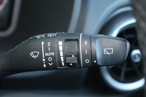 EN21WKV Hyundai Kona 1.0 TGDi 48V MHEV Premium 5dr Thumbnail #21