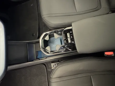 DU75XNX Volvo Ex30 315kW TM Perf Cross Country Ultra 69kWh 5dr Auto Thumbnail #17