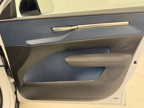 DU75XNX Volvo Ex30 315kW TM Perf Cross Country Ultra 69kWh 5dr Auto Thumbnail #23