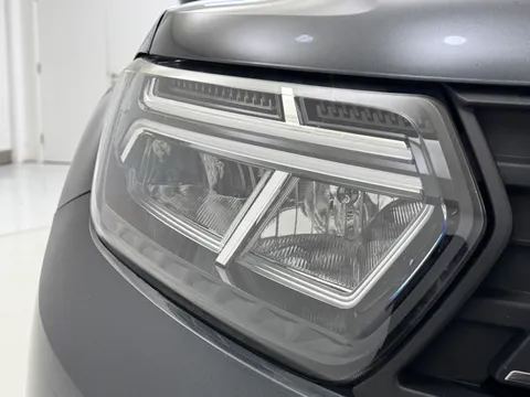 DY22DHK Dacia Duster 1.0 TCe 100 Bi-Fuel Comfort 5dr Thumbnail #27