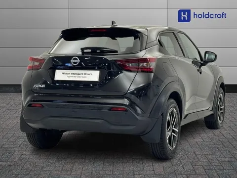 DV74NFU Nissan Juke 1.0 DiG-T N-Connecta 5dr Thumbnail #5