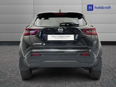 DV74NFU Nissan Juke 1.0 DiG-T N-Connecta 5dr Thumbnail #6