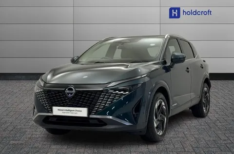 OW25AYF Nissan Qashqai 1.3 DiG-T MH N-Connecta [Glass Roof] 5dr Thumbnail #3