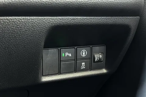 DG22XWS Honda Jazz 1.5 i-MMD Hybrid Crosstar EX 5dr eCVT Thumbnail #34