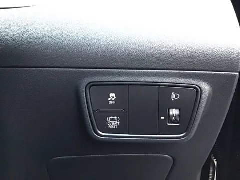 DN23LAO Hyundai Tucson 1.6 TGDi Hybrid 230 Premium 5dr 2WD Auto Thumbnail #25