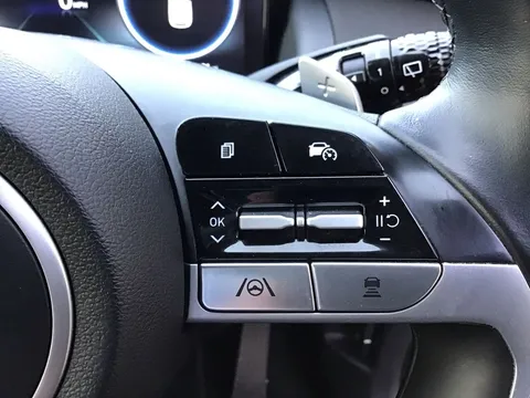 DN23LAO Hyundai Tucson 1.6 TGDi Hybrid 230 Premium 5dr 2WD Auto Thumbnail #27