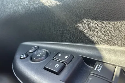 PG19OML Honda Jazz 1.5 i-VTEC Sport 5dr Navi CVT Thumbnail #19