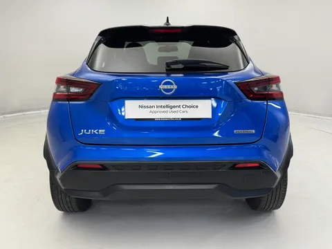 PG73GXZ Nissan Juke 1.6 Hybrid N-Connecta 5dr Auto Thumbnail #7