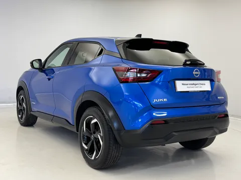 PG73GXZ Nissan Juke 1.6 Hybrid N-Connecta 5dr Auto Thumbnail #9