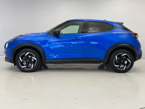 PG73GXZ Nissan Juke 1.6 Hybrid N-Connecta 5dr Auto Thumbnail #6