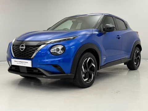 PG73GXZ Nissan Juke 1.6 Hybrid N-Connecta 5dr Auto Thumbnail #5