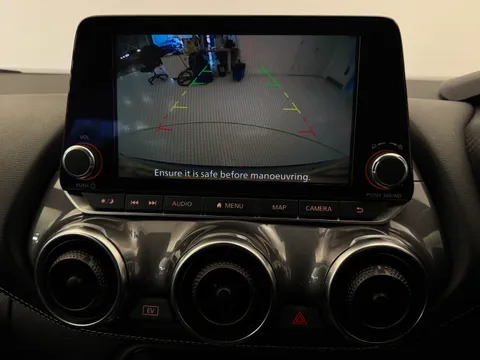 PG73GXZ Nissan Juke 1.6 Hybrid N-Connecta 5dr Auto Thumbnail #27