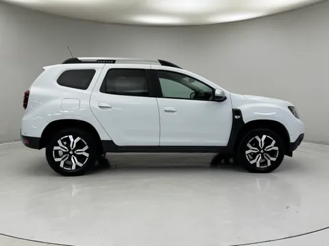 J50AJE Dacia Duster 1.0 TCe 100 Bi-Fuel Prestige 5dr Thumbnail #5