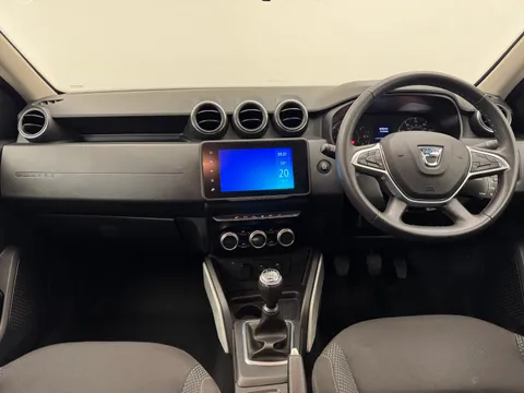J50AJE Dacia Duster 1.0 TCe 100 Bi-Fuel Prestige 5dr Thumbnail #11