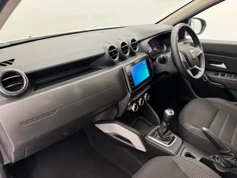J50AJE Dacia Duster 1.0 TCe 100 Bi-Fuel Prestige 5dr Thumbnail #12