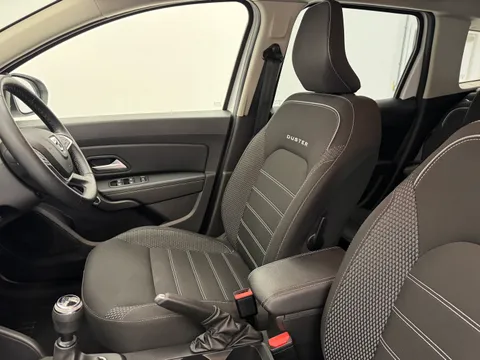 J50AJE Dacia Duster 1.0 TCe 100 Bi-Fuel Prestige 5dr Thumbnail #13