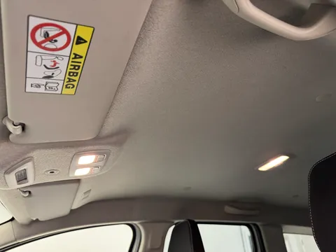 J50AJE Dacia Duster 1.0 TCe 100 Bi-Fuel Prestige 5dr Thumbnail #14