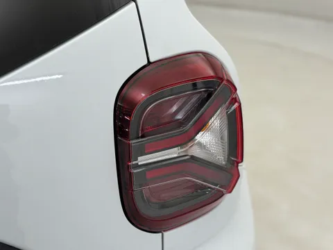 J50AJE Dacia Duster 1.0 TCe 100 Bi-Fuel Prestige 5dr Thumbnail #34