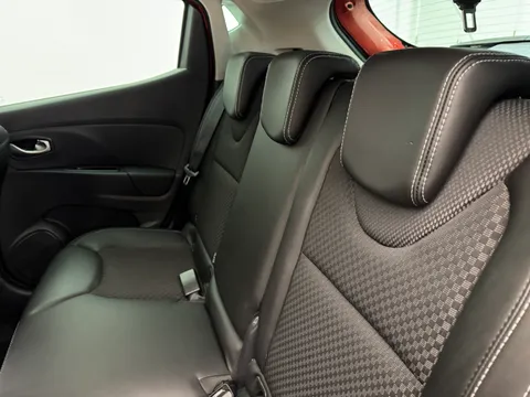 11 of 34 for Renault Clio 0.9 TCE 90 GT Line 5dr