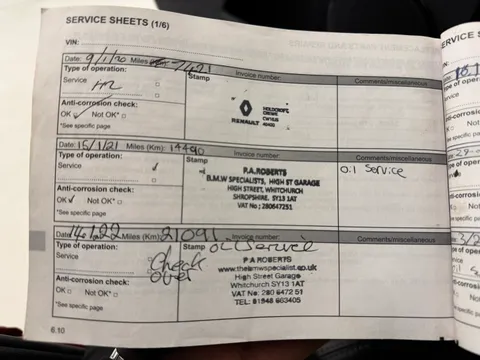 17 of 34 for Renault Clio 0.9 TCE 90 GT Line 5dr