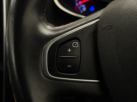 23 of 34 for Renault Clio 0.9 TCE 90 GT Line 5dr