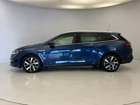 BN70ZTT Renault Megane 1.5 Blue dCi 115 Iconic 5dr Thumbnail #4